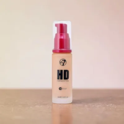 W7 12 Hour HD ফাউন্ডেশন - Golden