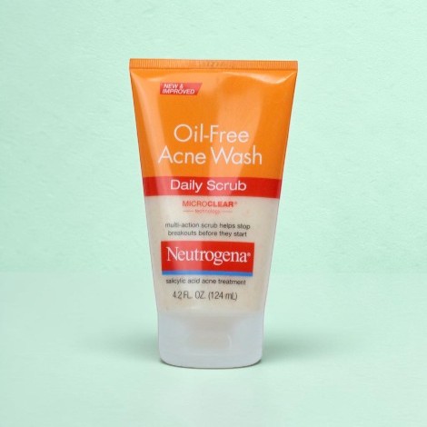 Neutrogena Oil-Free Acne Wash Daily Scrub 124ml (USA)