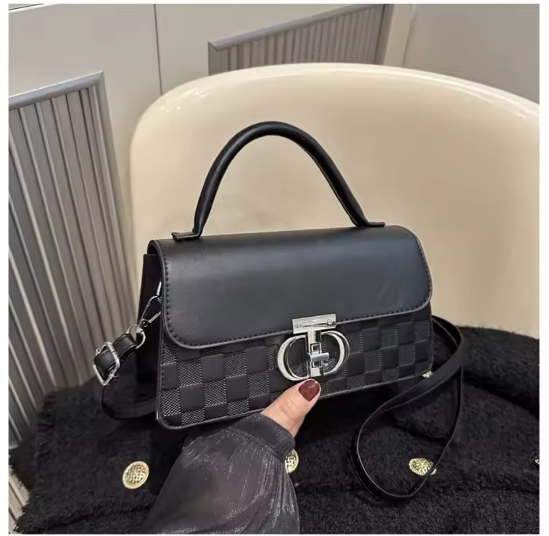 Ladies Bag in PU Leather Finish, 6 Shades