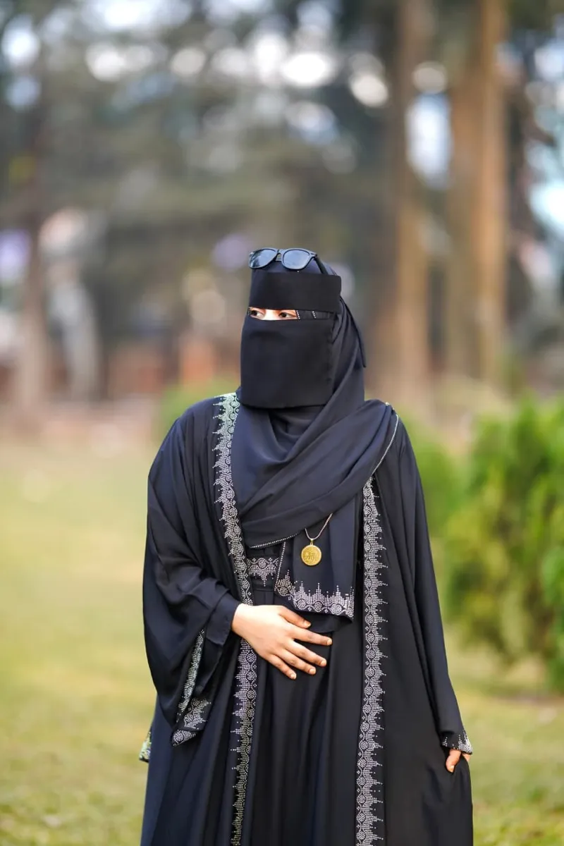 জান্নাত ফোর পিস বোরকা সেট স্টোন ওয়ার্কসহ, 6 রং