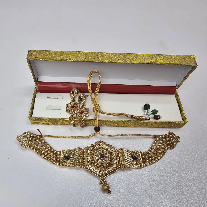 মেয়েদের ব্রাইডাল নেকলেস সেট, কানের দুলসহ