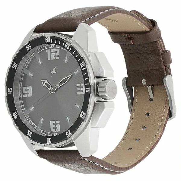 Fastrack NR3084SL02 Quartz Analog Grey Dial Leather Strap Watch