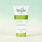 Simple Kind to Skin 100% সোপ-ফ্রি ময়েশ্চারাইজিং ফেস ওয়াশ 150ml
