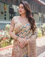মেয়েদের চান্দুরি সিল্ক শাড়ি, ডিজিটাল প্রিন্ট ও ট্যাসেলসহ