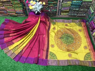 ব্লক প্রিন্ট ও এমব্রয়ডারি ধুপিয়ান সিল্ক শাড়ি, মহিলাদের