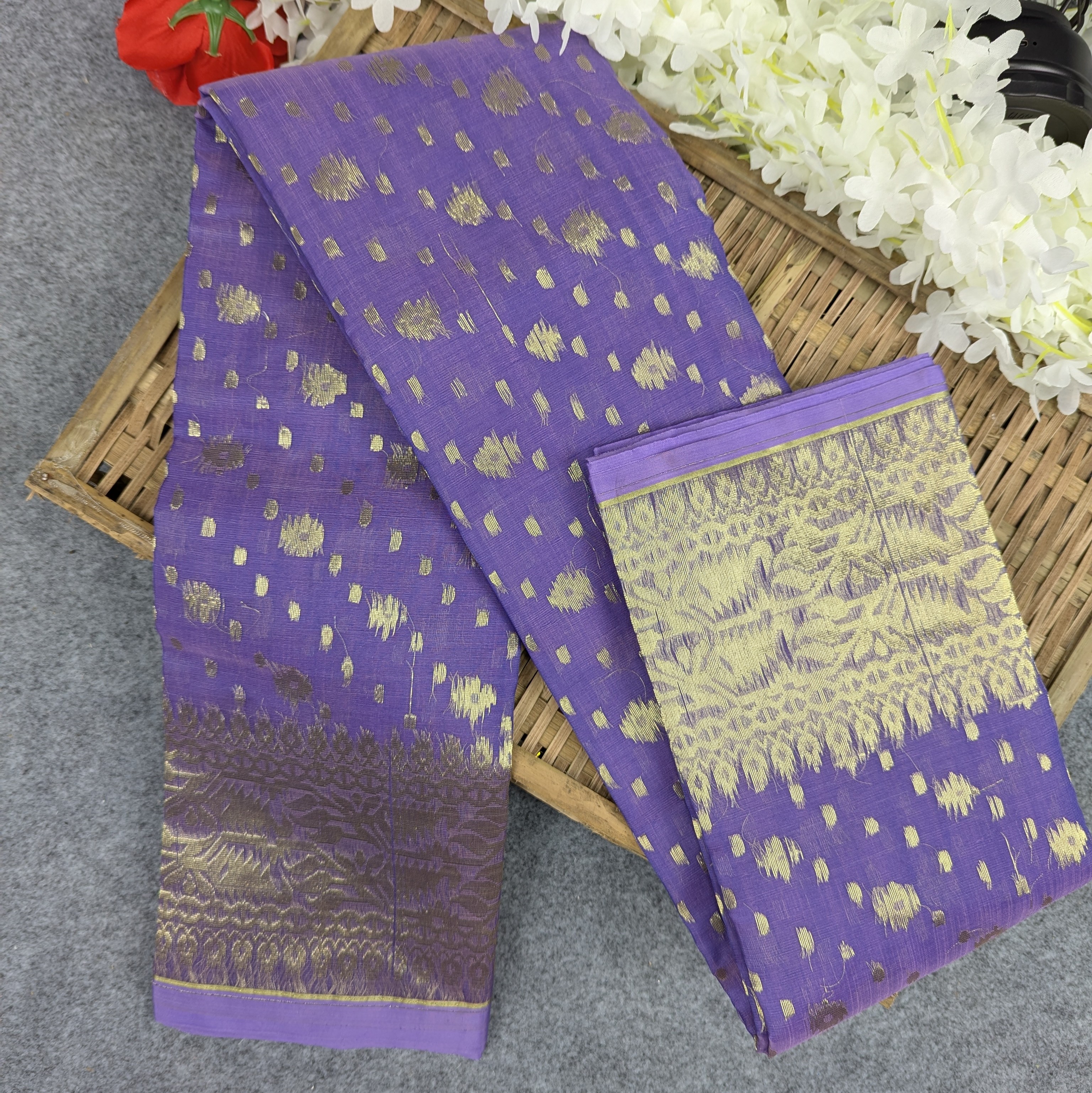 হাফ সিল্ক জামদানি শাড়ি (কালো, সবুজ, গোলাপি, ল্যাভেন্ডার, মেরুন)