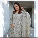 কারচুপি থ্রি পিস, গলায় এমব্রয়ডারি করা