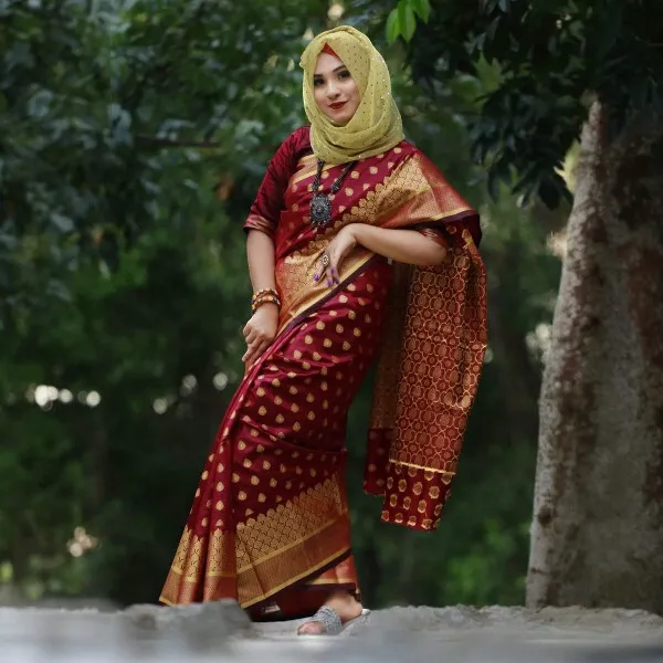 সিরাজগঞ্জের হাতে বোনা সফট সিল্ক কাতান শাড়ি