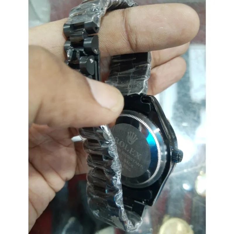 ক্লাসিক সিলভার কোয়ার্টজ ঘড়ি, রাউন্ড ডায়াল