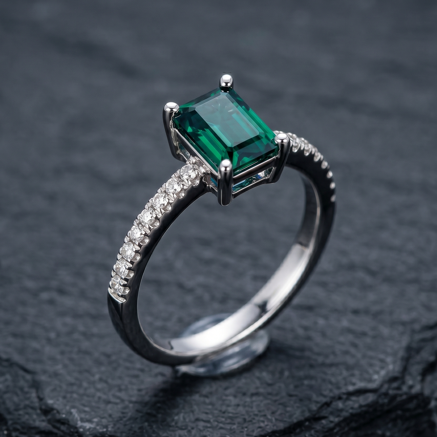 Chowtushkoni Dyuti Women's Ring
