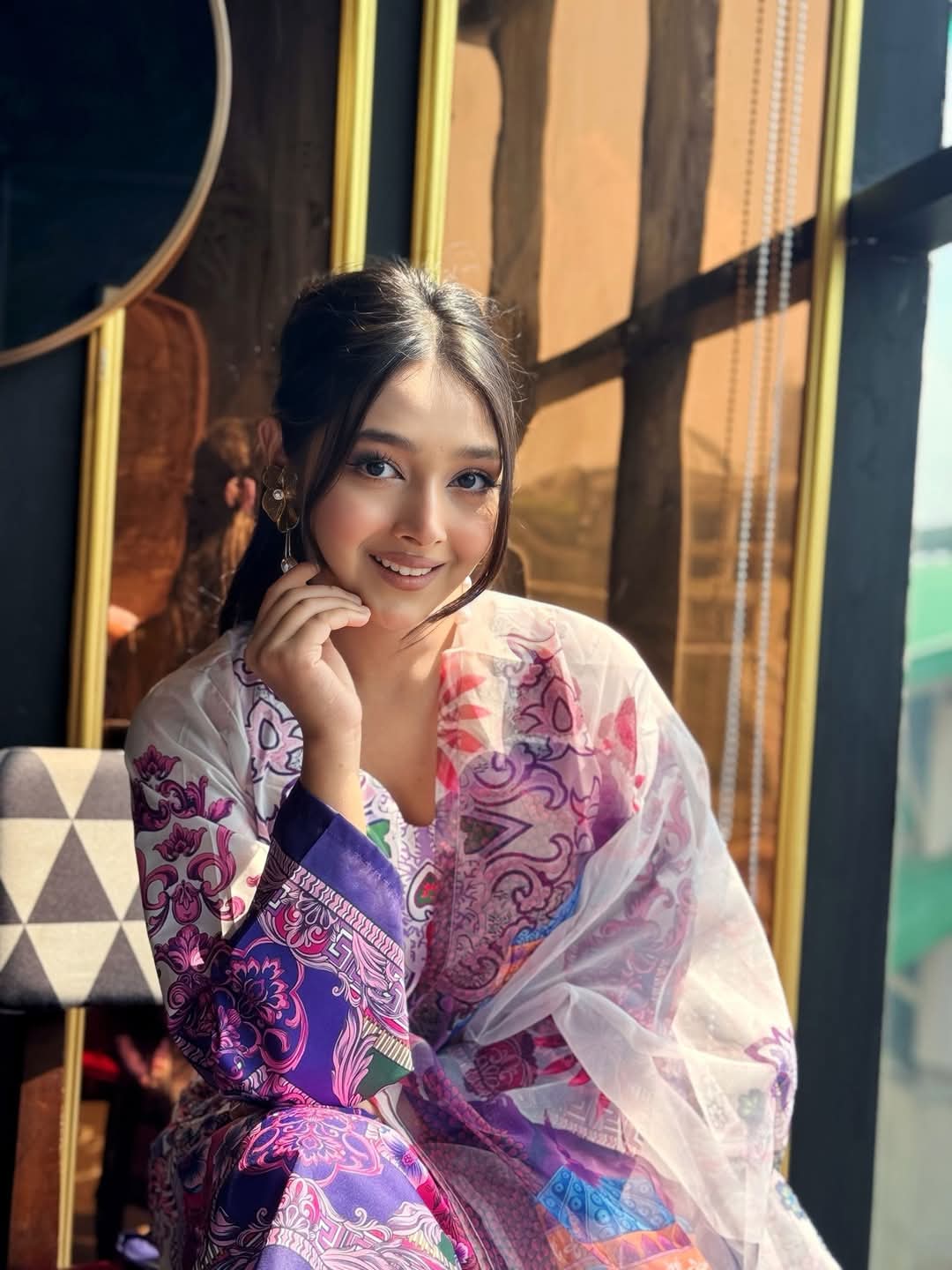 Dubai Silk ডিজিটাল প্রিন্ট থ্রি পিস, সিল্ক জর্জেট ওড়না