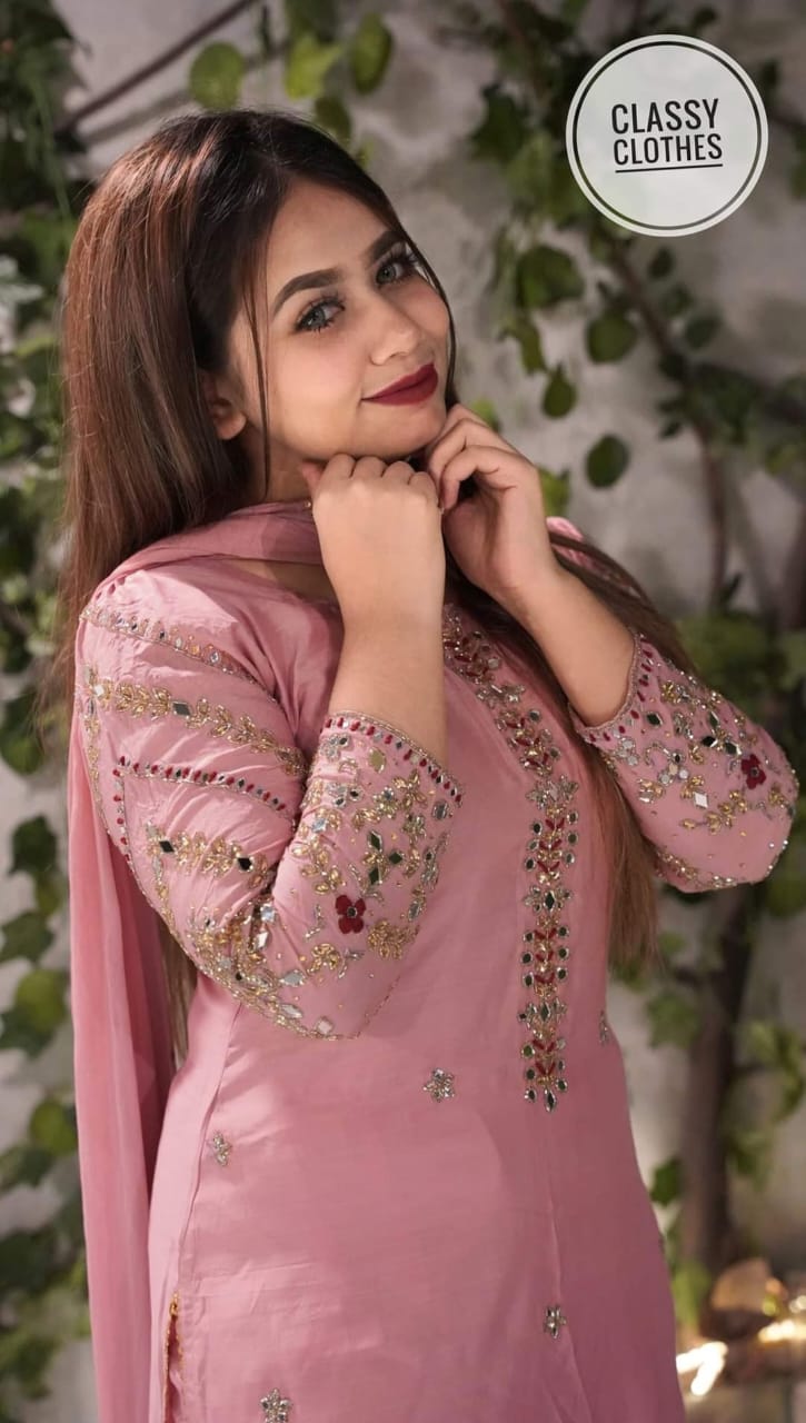 কারচুপির কাজের থ্রি পিস, ফ্রি সাইজ 42, 2 রং