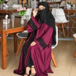 Invite কারচুপি আবায়া – 3-পিস সেট