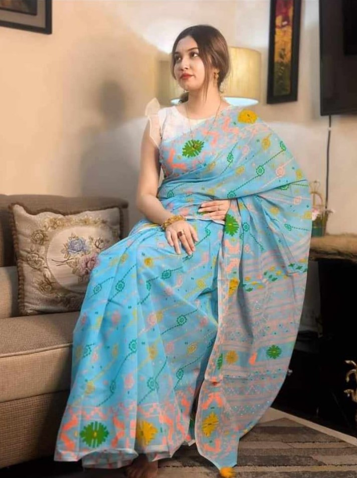 স্ক্রিন প্রিন্ট কাজের হাফ সিল্ক শাড়ি, 12 হাত