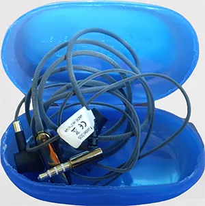 ONE TECH মাইক্রোফোনসহ ইয়ারফোন - নীল, সাথে ফ্রি বক্স