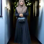 Aiza বোরকা হিজাবসহ