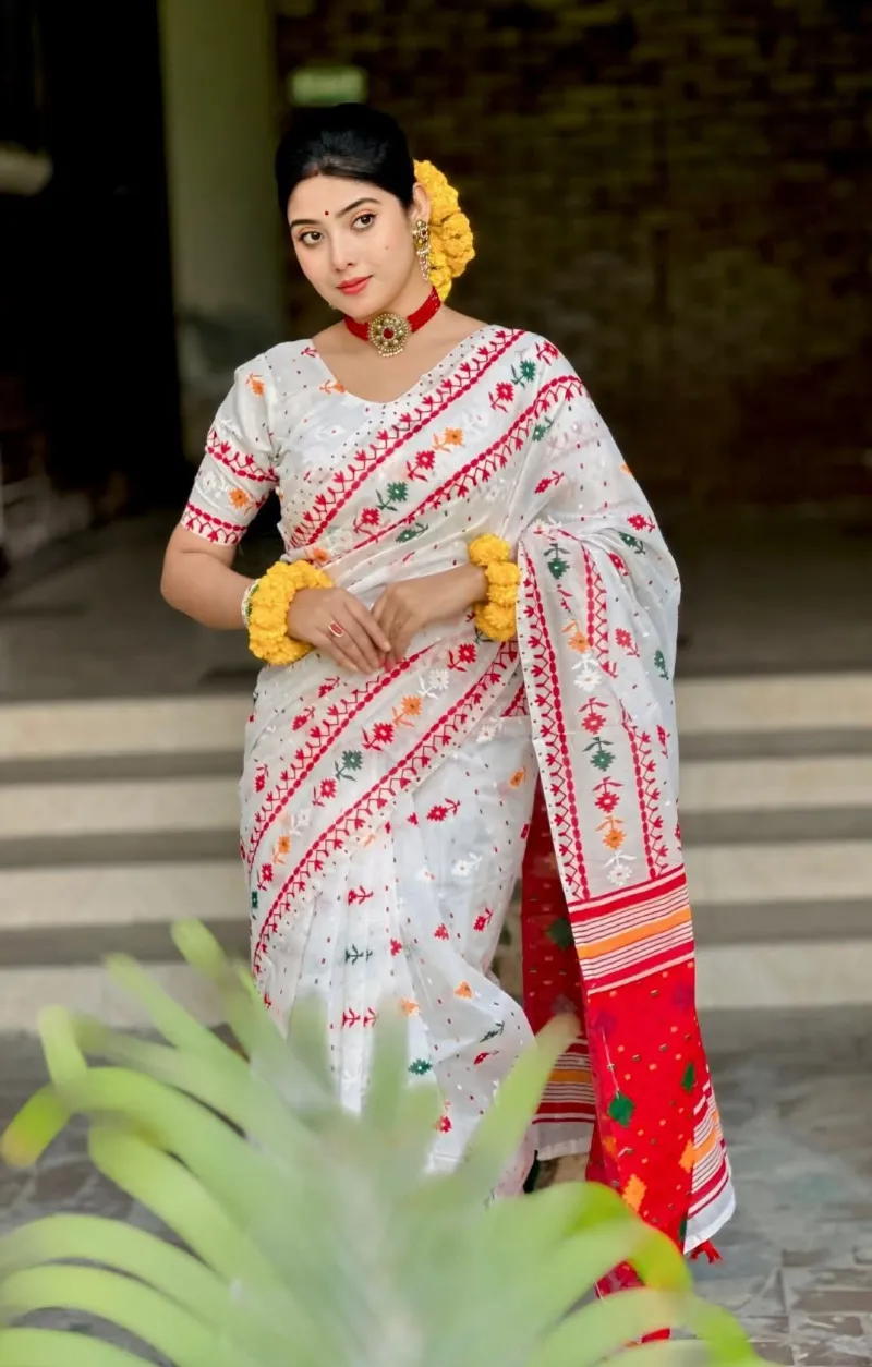হাফ সিল্ক জামদানি ব্লক প্রিন্ট পূজা শাড়ি ব্লাউজ পিসসহ