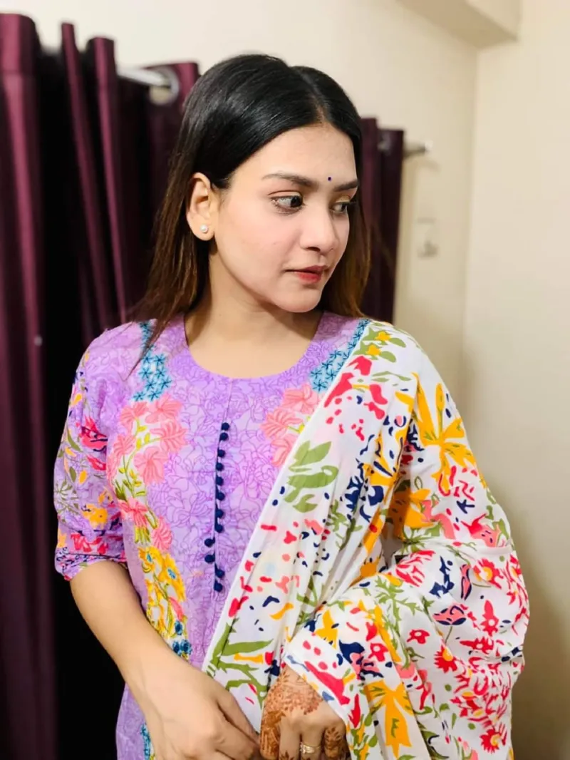এমব্রয়ডারি ভয়েল থ্রি পিস, স্ক্রিন প্রিন্ট কটন ওড়না