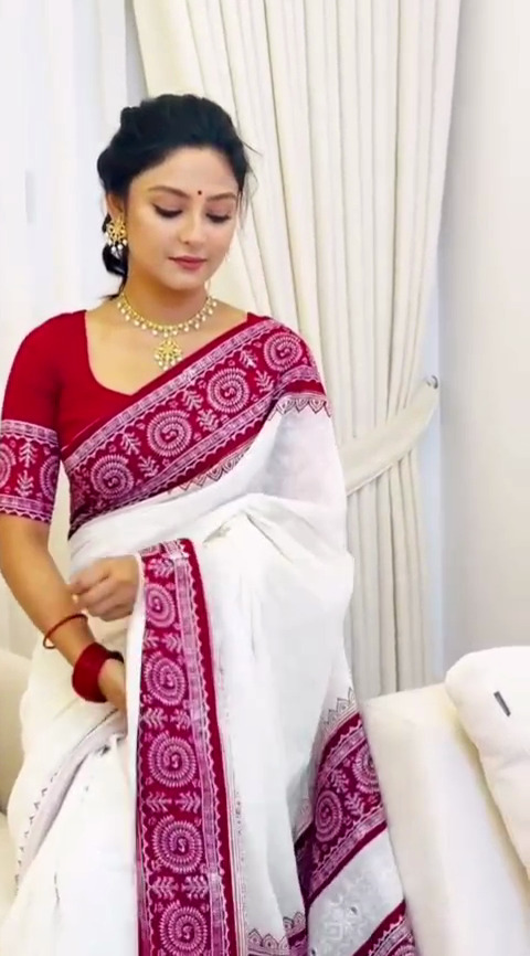 Women's Half Silk Saree with Screen Print and Blouse Piece