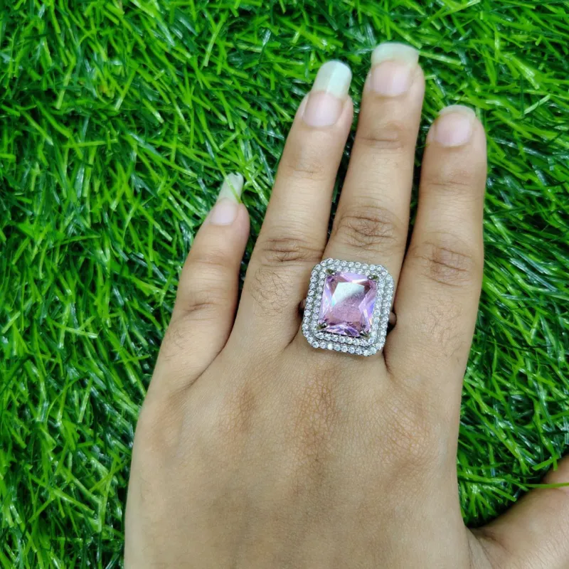 ব্লাশ পিংক এলিগ্যান্স রিং
