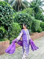 স্টিচড Dubai Silk থ্রি পিস, লেইস ও মিরর ওয়ার্ক